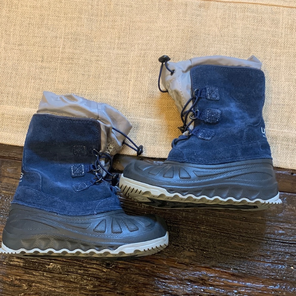 UGG Kids Navy and Gray Snow Boots